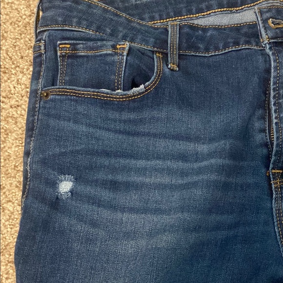 Old Navy Blue Skinny Jeans with Distressed Details - Picture 7 of 8